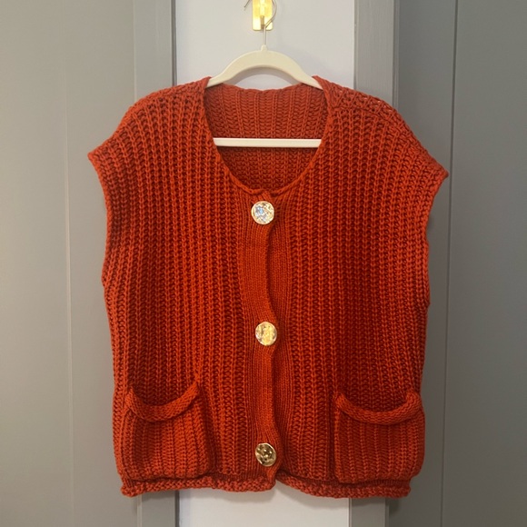 Chunky Knit Sweater Vest - Picture 2 of 3
